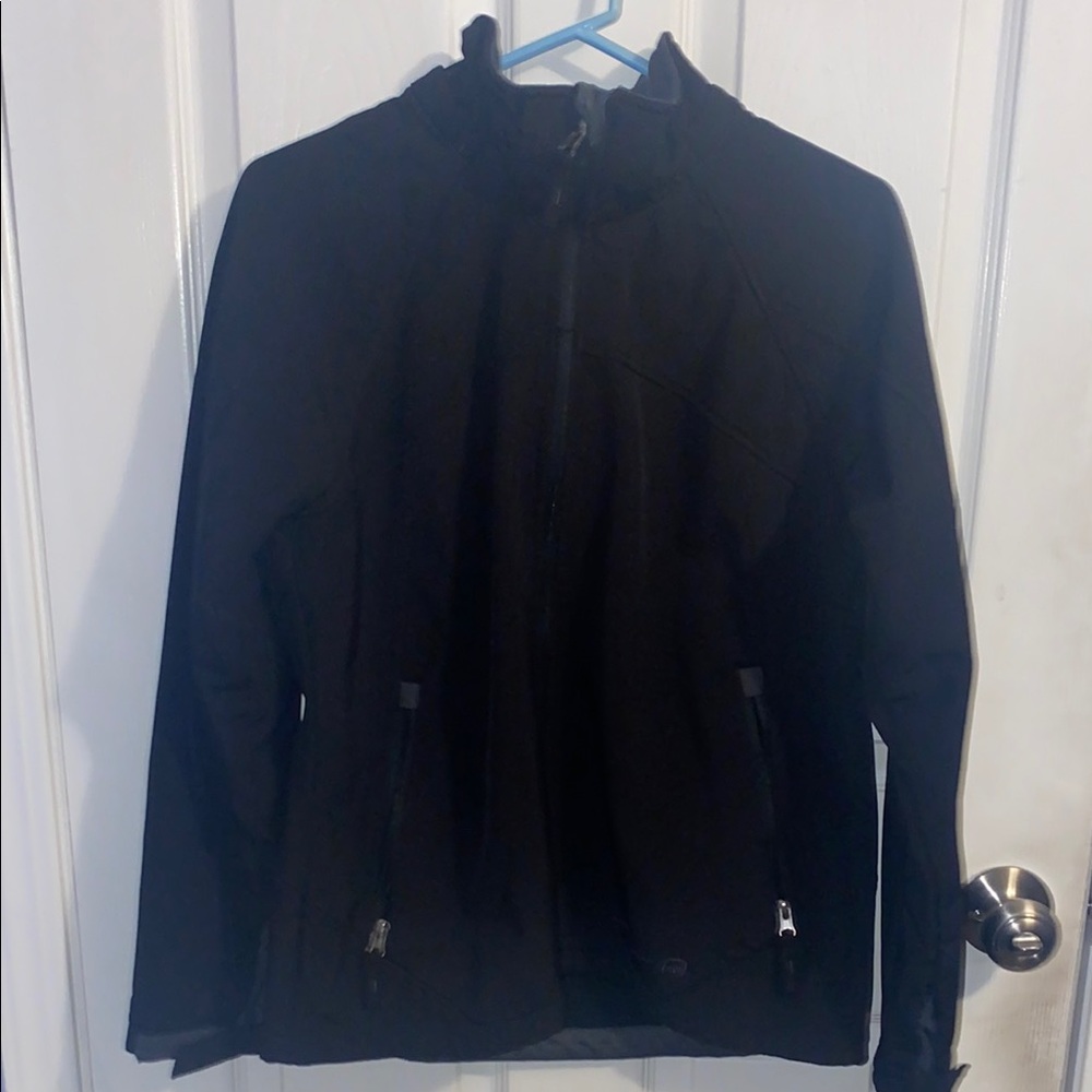 Black Full-Zip Free Country Jacket